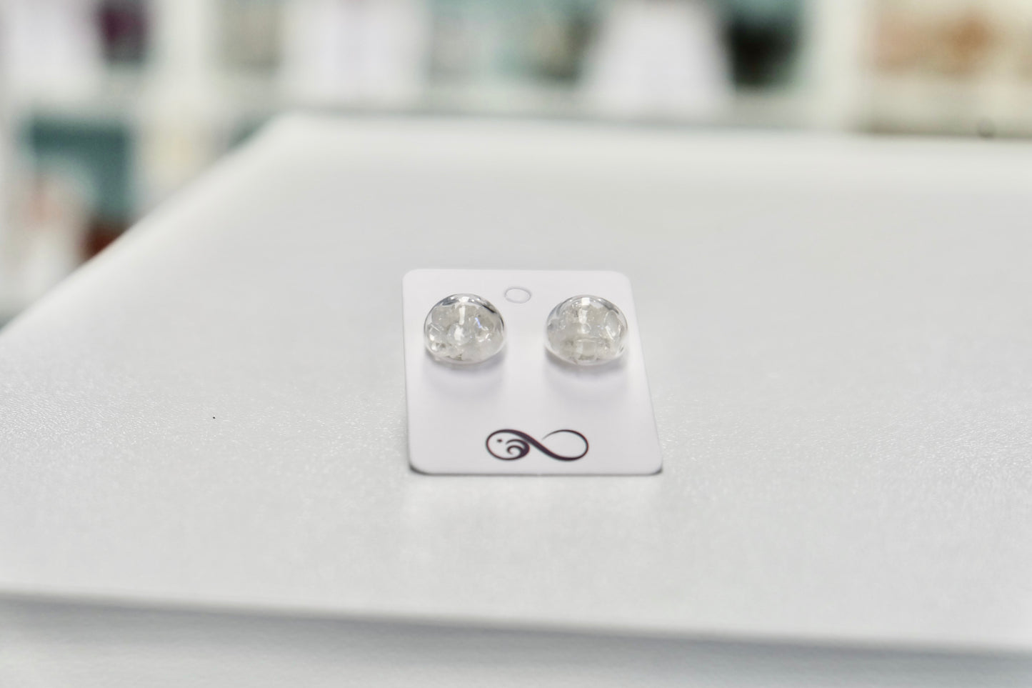 Uhani - Kamena strela