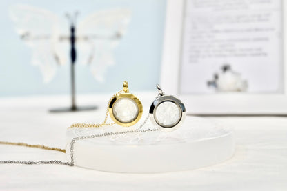 Necklace with Stone Lightning