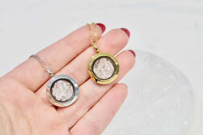 Necklace with Stone Lightning