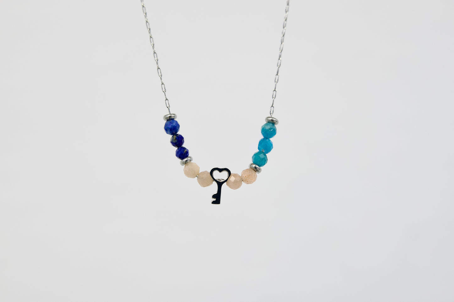 Verižica za manifestacijo