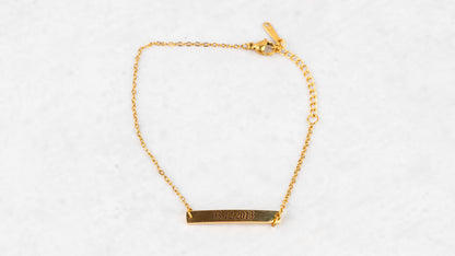 Gold mini plate bracelet