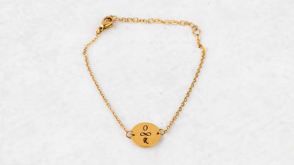 Gold circle bracelet